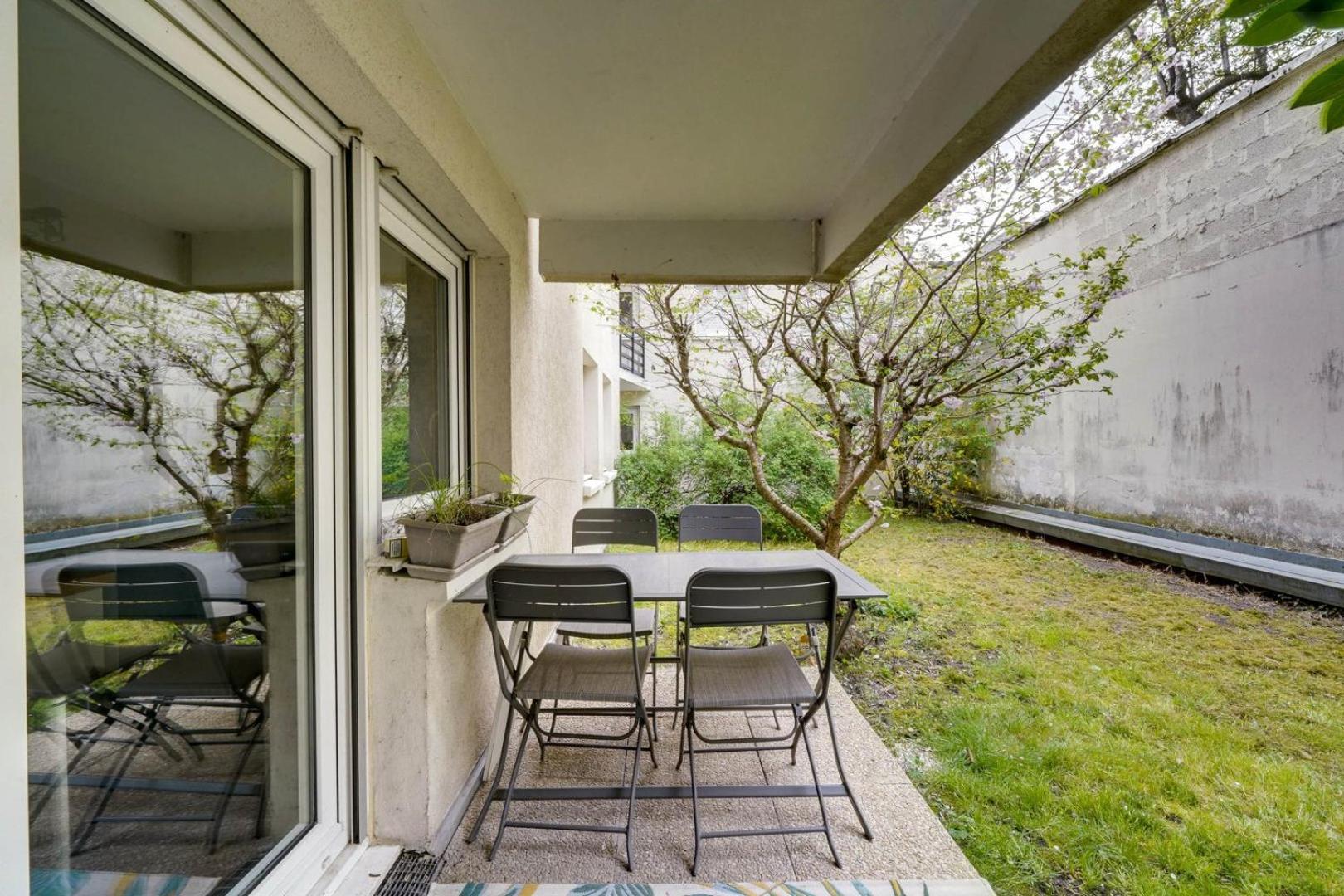 דירות Pleasant Flat In Bordeaux With Terrace And Parking מראה חיצוני תמונה